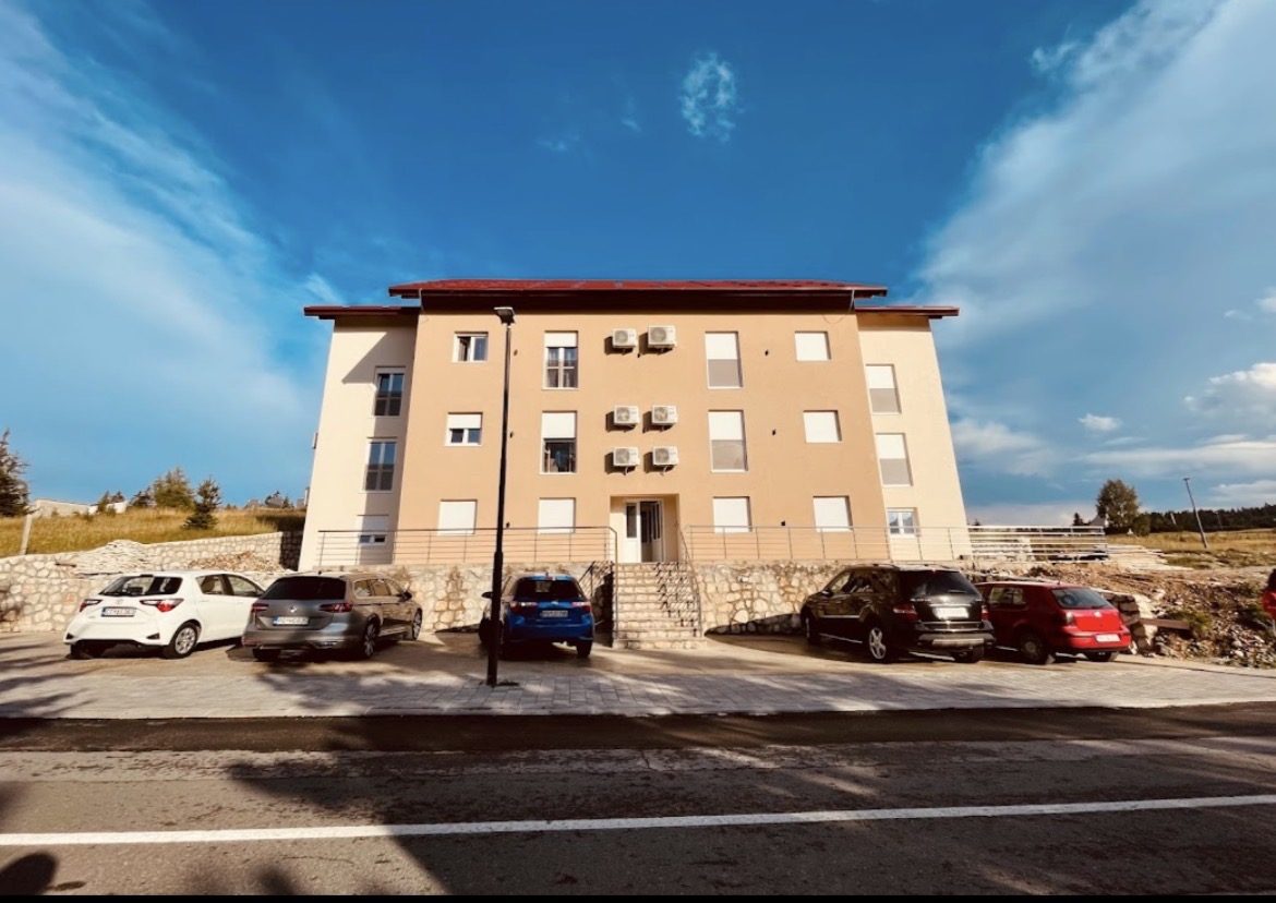 Hills Apartmani — zgrada